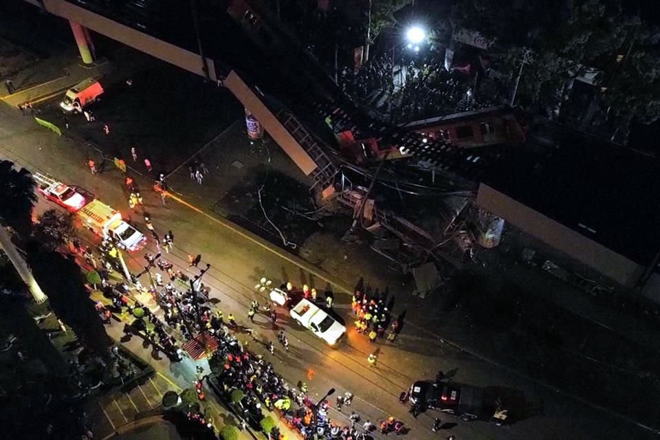 Angélica Cecilia Cruz esperaba que su esposo llegara a casa, pero murió durante el desplome de los vagones del metro a la altura de la estación Olivos.