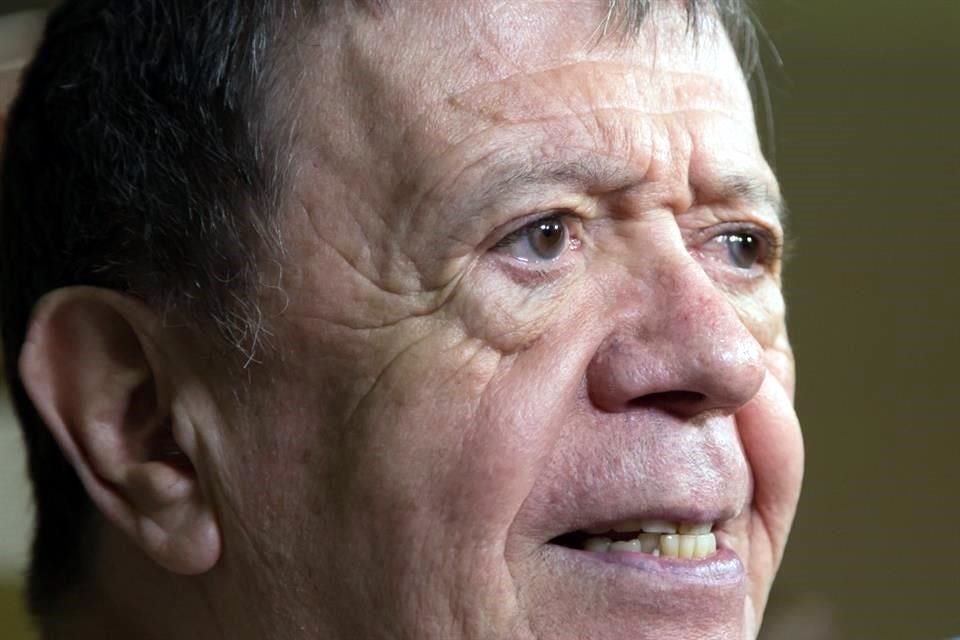 El popular personaje de Chabelo, regresará como una serie animada, un programa de concursos y una bioserie de Xavier López.