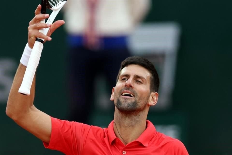 Novak Djokovic sin problemas sacó su boleto para la siguiente ronda.