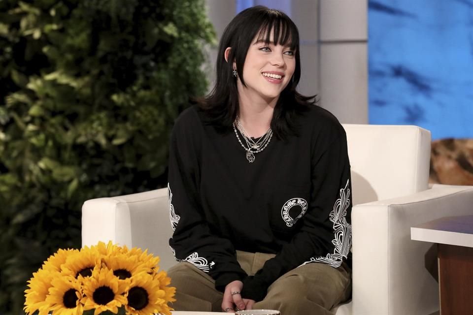 La cantante Billie Eilish estuvo en la grabación final de 'El Show de Ellen DeGeneres'.