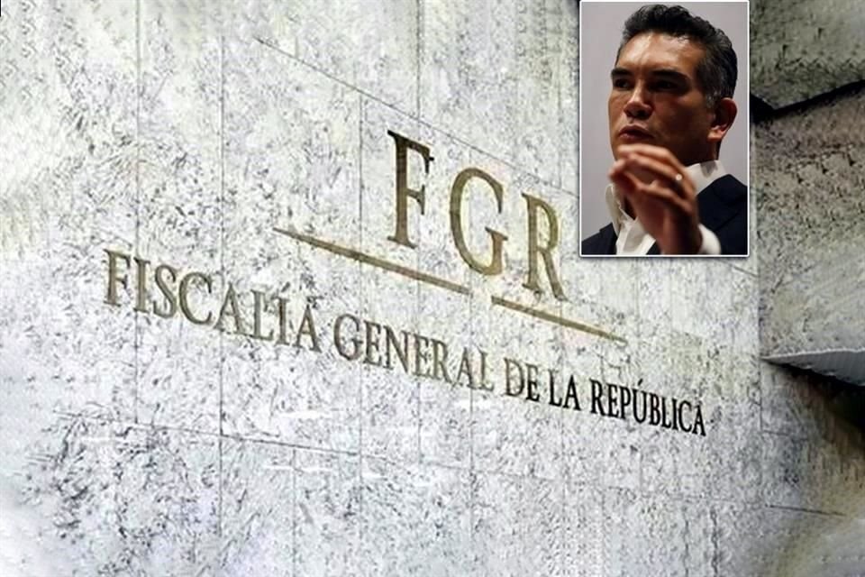 FGR indaga a Alejandro Moreno por enriquecimiento ilícito y lavado; Layda Sansores dice que tiene más audios de él que prueban más delitos.