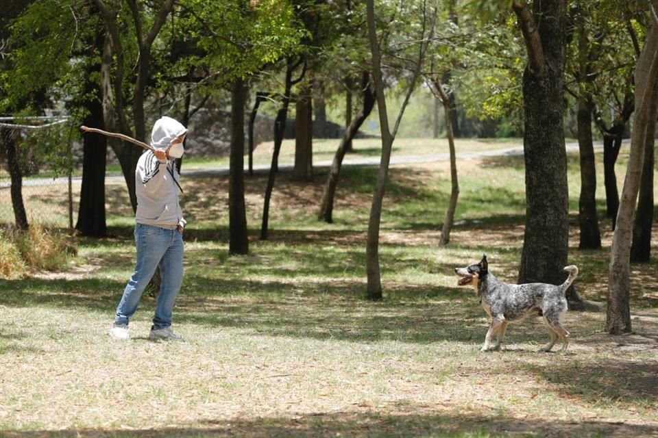  En el Parque Gandhi se designó un espacio para mascotas, como parte del proyecto Chapultepec, Naturaleza y Cultura.