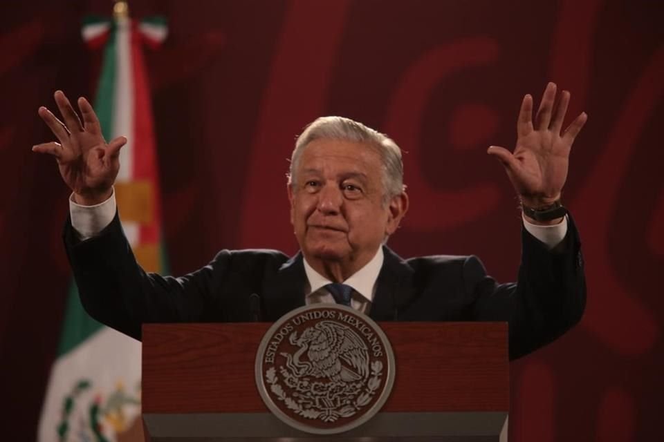 Andrés Manuel López Obrador, Presidente de México.