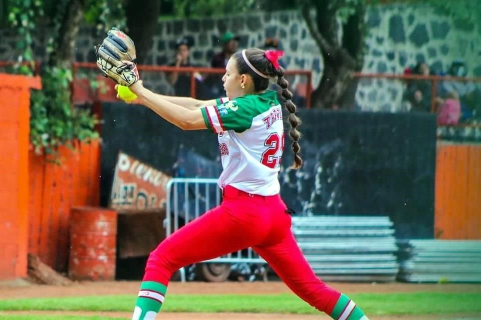 Actualmente, es pieza clave de la Selección Mexicana mayor que buscará avanzar a los eventos del ciclo olímpico.