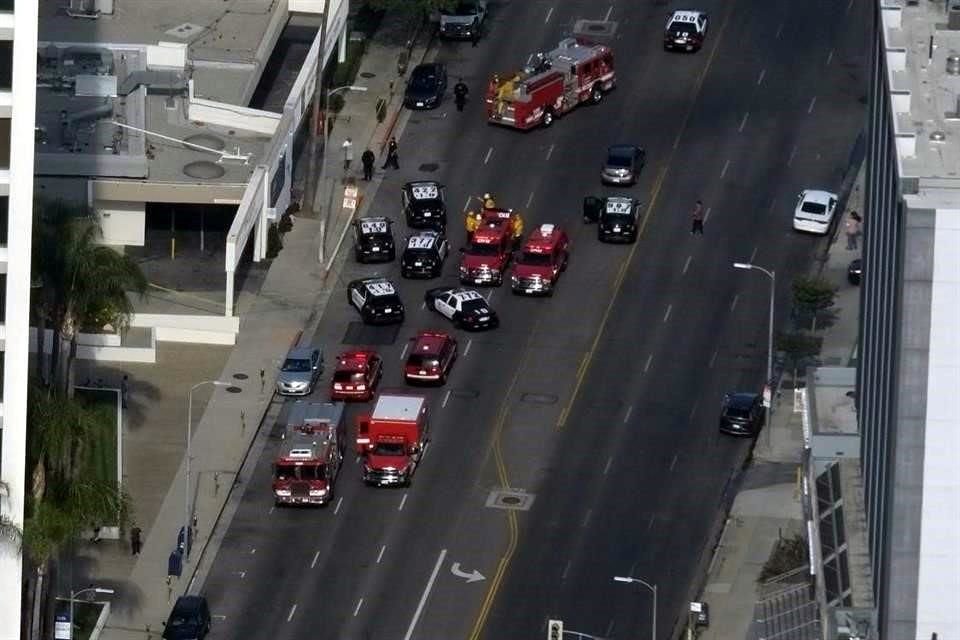 Movilización afuera del Centro Médico Hospitalario Encino en el Valle de San Francisco