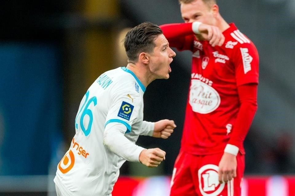 Florian Thauvin es titular en el Marsealla, con quien termina contrato.