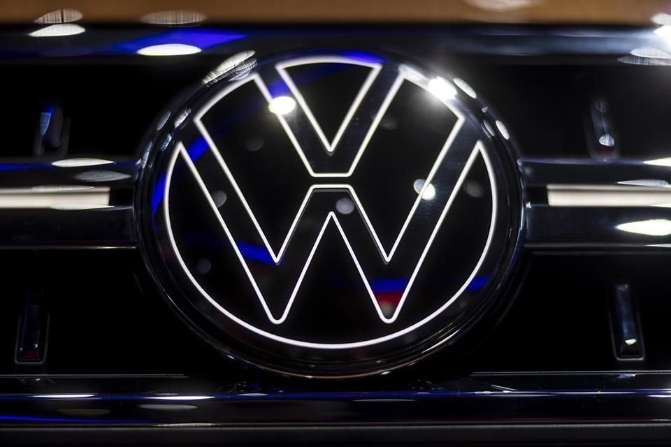 Volkswagen reconoció en 2015 haber equipado 11 millones de sus vehículos diésel con un dispositivo capaz de disimular sus emisiones contaminantes. 