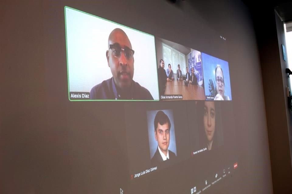 La alianza entre Tec de Monterrey y la empresa LifEscozul se hizo de manera virtual.
