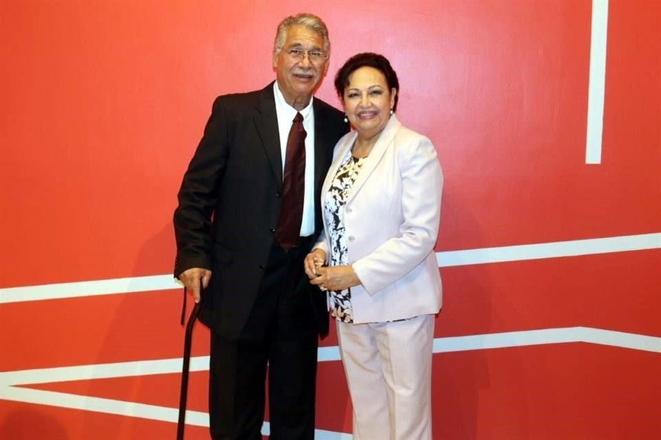Gerardo Arjona y Aixa Amalia Alvarado Gurany