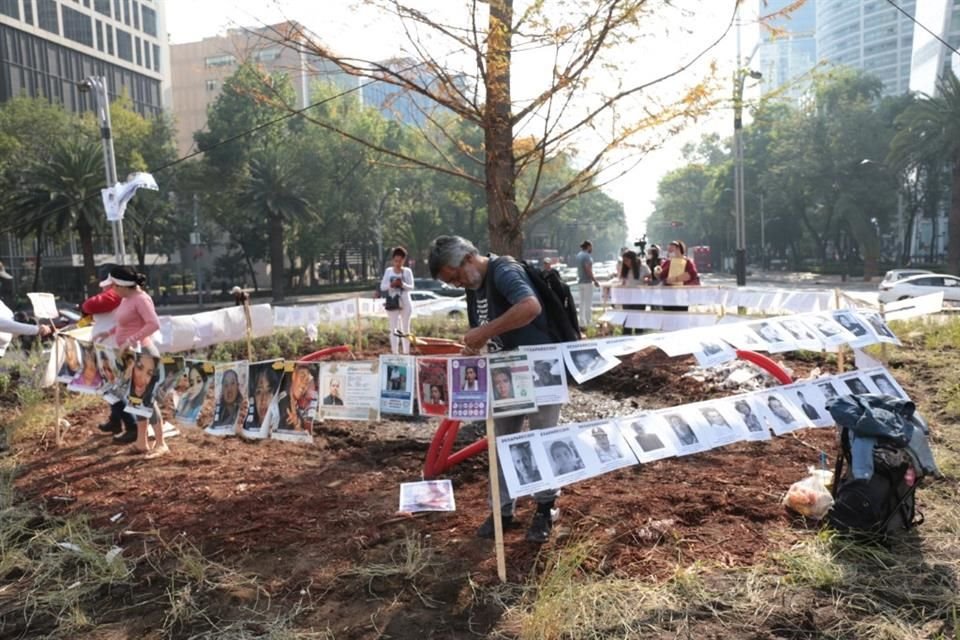 Familiares de personas desaparecidas pidieron a la Jefa de Gobierno, Claudia Sheinbaum, reconocer el renombramiento del lugar.