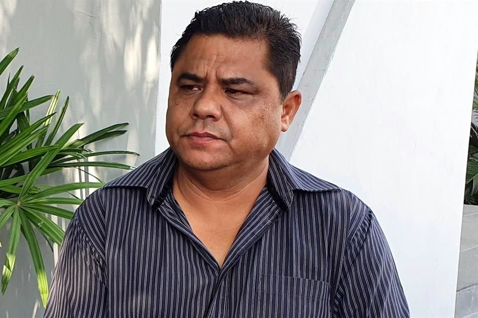 Mario Escobar, padre de Debanhi, aseguró que si la indagatoria por parte de l Fiscalía no avanza, revelará los nombres de los sopechosos.