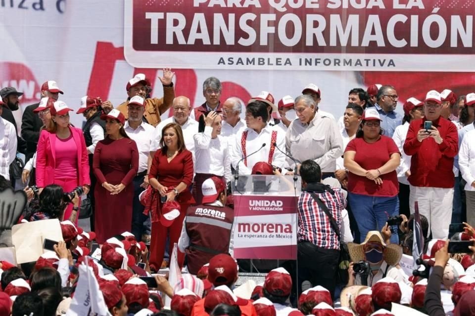 El partido Morena organizó un acto el pasado domingo en Toluca, a donde acudieron los aspirantes presidenciales.
