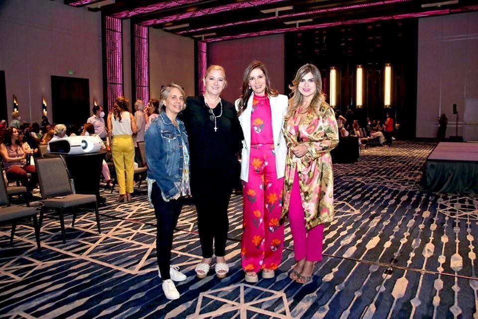 Rebeca Garza Buerón, Ana Pérez Suárez, Mónica Martínez de la Garza y Lore Cortinas