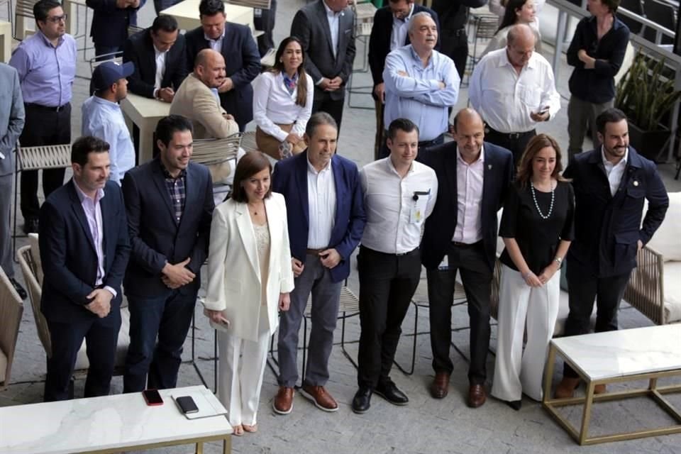 Entre las autoridades presentes en el evento estuvieron Luis Donaldo Colosio, Alcalde de Monterrey, Cristina Díaz, Alcalde de Guadalupe, e Iván Rivas, Secretario de Economía.