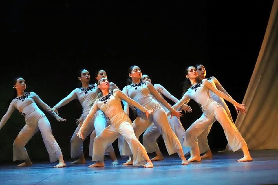 Alumnas de InMotion Dance Studio.<br>