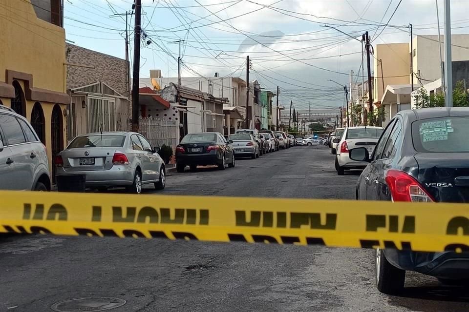 Alrededor de las 6:00 se reportaron los hechos, en las calles Singapur y Borneo, dijo una fuente policiaca.