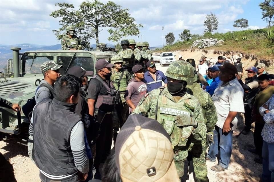 En el municipio de Chilapa, ha habido presencia de fuerzas federales, pero también de autodefensas que por años han buscado hacer frente a Los Ardillos.