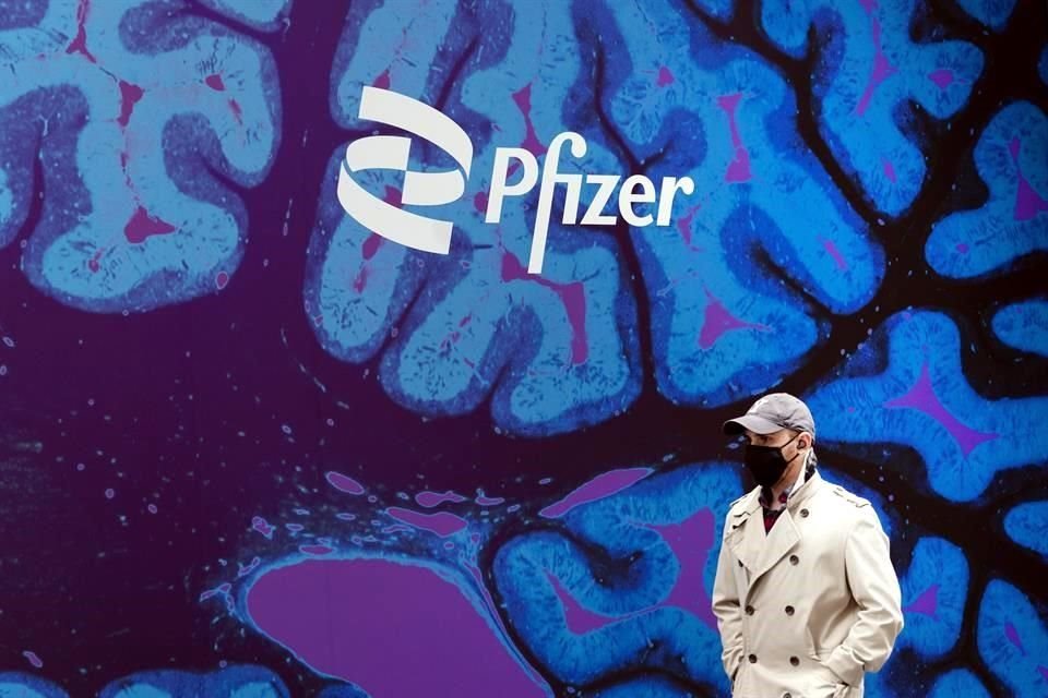 BioNTech y Pfizer tienen la capacidad para producir este año hasta 3 mil millones de dosis de su vacuna contra Covid.