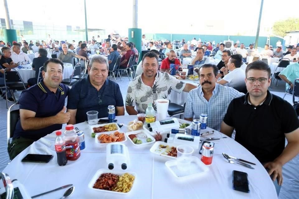 Fernando Garza, Gerardo Hinojosa, Eduardo Cavazos, Héctor Hernández y Héctor Hernandez