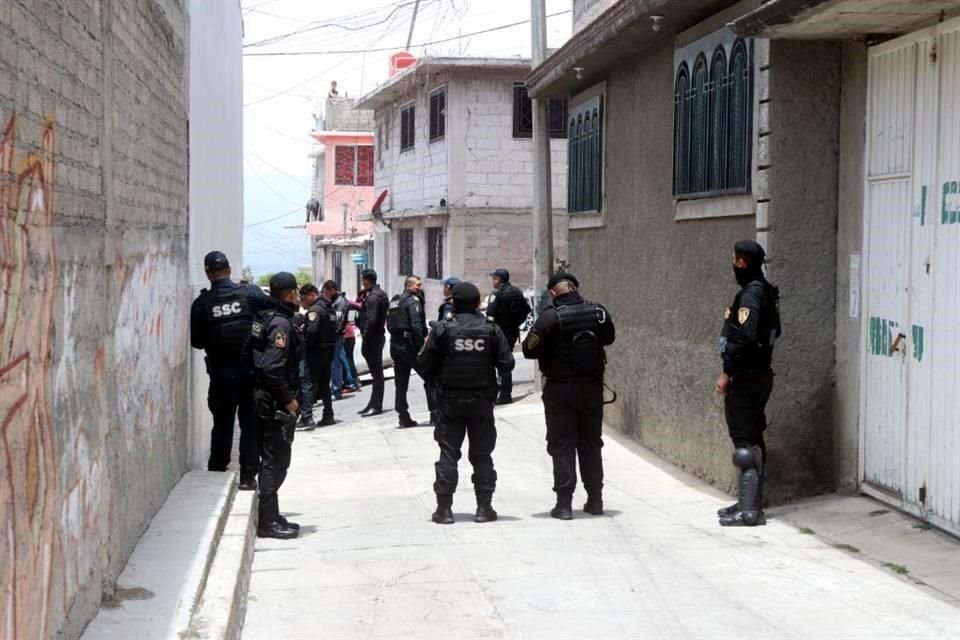 Un taxista de alrededor de 51 años fue asesinado con arma de fuego en su domicilio, en la Colonia Lomas de Cuautepec.