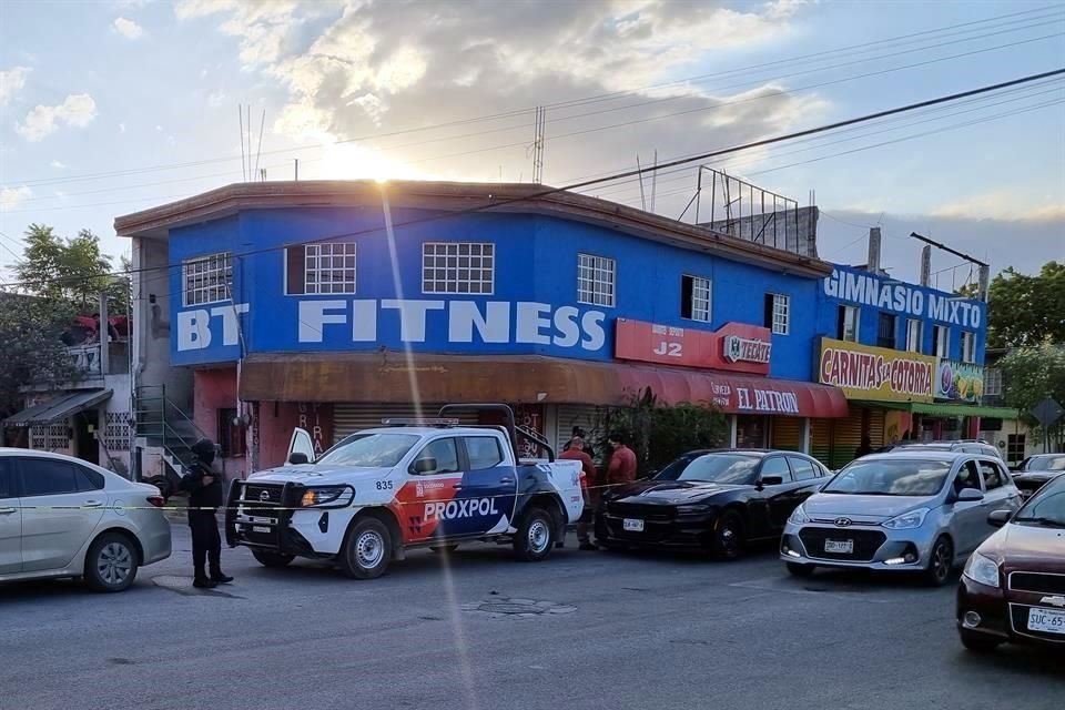 El crimen fue reportado a las 17:20 horas en el negocio BT Fitness, ubicado en la Avenida Monterrey casi en su cruce con la calle Zuazua, en la Colonia Santa Martha.