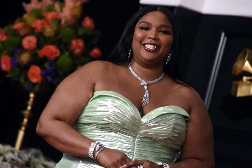 Lizzo donará 500 mil dólares de su próxima gira 'Special' para organizaciones que apoyan el aborto.