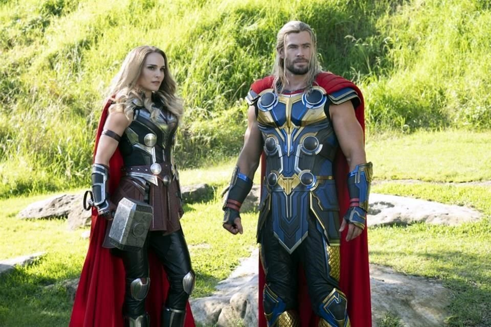 En su cuarta película como Thor, Chris Hemsworth convirtió en actores a sus hijos y compartió pantalla con su esposa, la actriz Elsa Pataky.