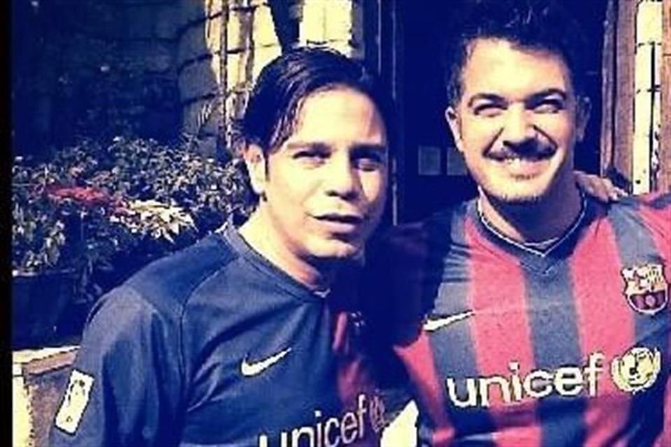 Tras la muerte de Fernando del Solar, amigos cercanos lamentan la pérdida del conductor y lo recuerdan con una gran sonrisa.