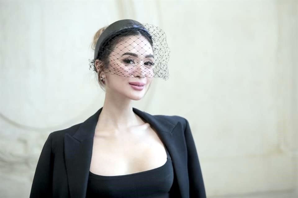 La cantante filipina Heart Evangelista fue una de las invitadas al desfile Dior Haute Couture Fall/Winter 2022-2023.