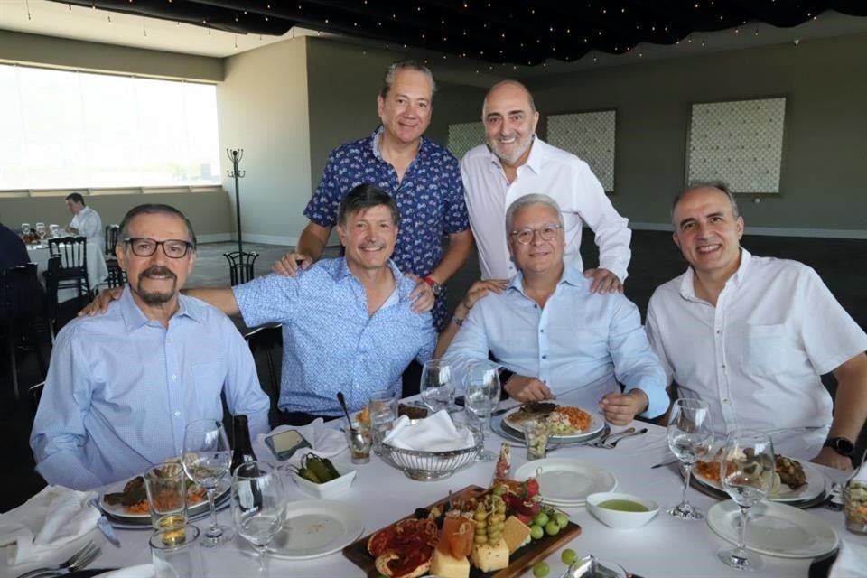 José Luis Serna, Eliezer Canales, Raúl Cortina, Sergio Salinas, Roberto Benavides y Javier Sempere