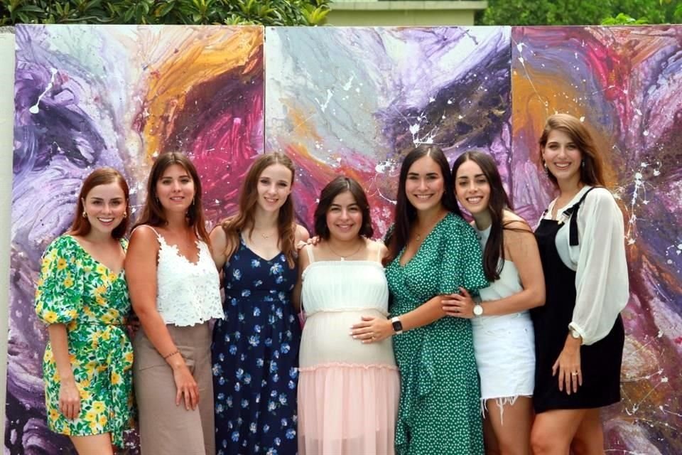 Lupita Villarreal, Montse García, María Bonilla, Sofía González de Sánchez, Mariana Cruz, Ana Lucía Araujo y María Fernanda Velasco