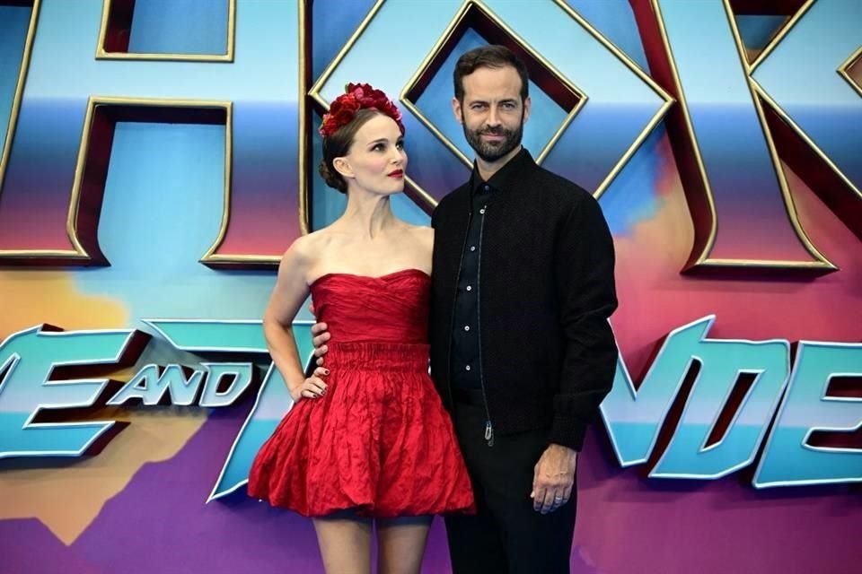 Natalie Portman llegó con su esposo, el coreógrafo francés Benjamin Millepied.