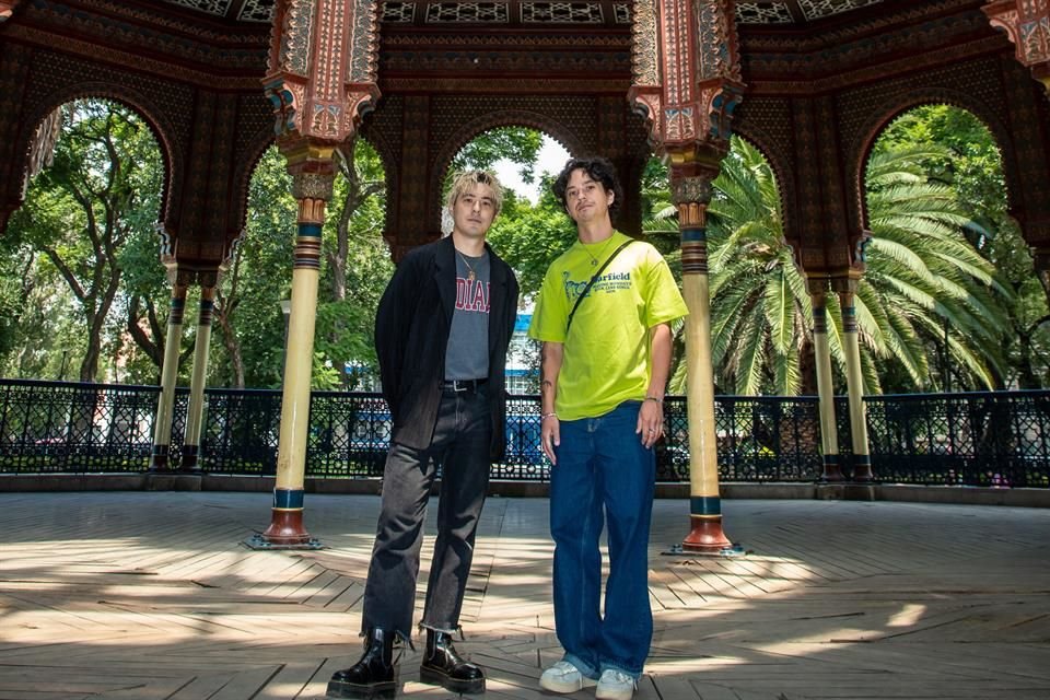 Sean y Lachlan disfrutan todos los rincones del País, el café, la comida y bebida, y admiraron el Kiosco Morisco de Santa María La Ribera.