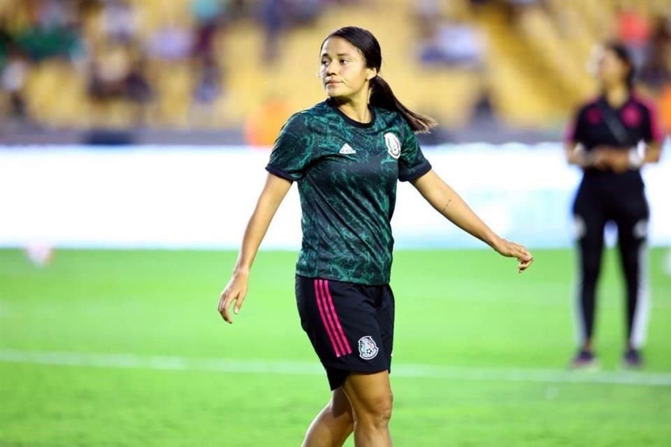 Rebeca Bernal no podrá seguir disputando el Campeonato Concacaf W con el Tri Femenil.