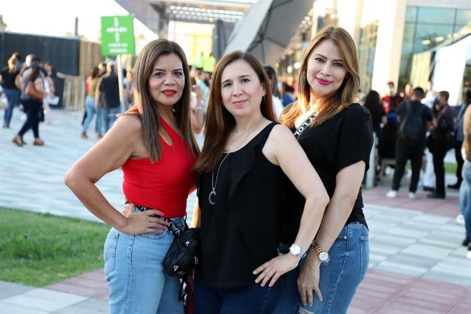 Elsa Alvarado, Norma Ramos y Nereida Jasso