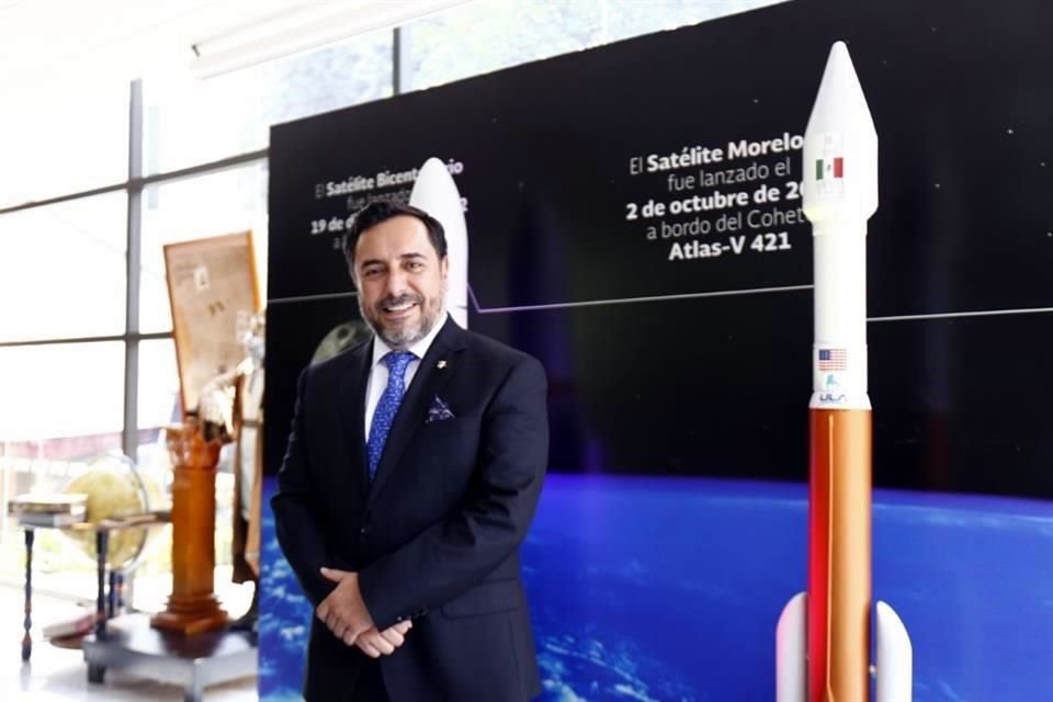 La ceremonia de reapertura, encabezada por el director general del IPN, Arturo Reyes Sandoval, se realizó en el Domo de Inmersión Digital.