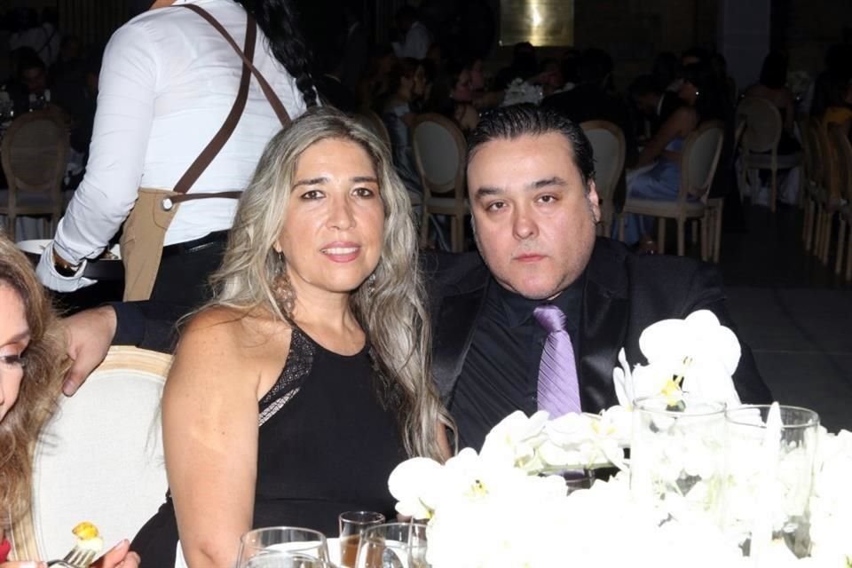 Mónica Garza y Luis Rodríguez