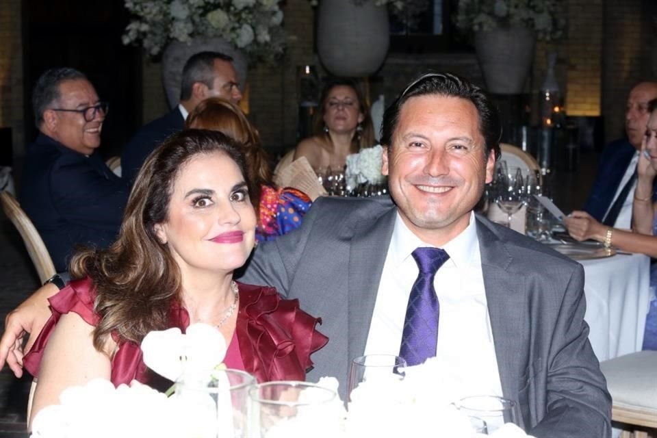 Isabel Cameron y Cristhian Rojas