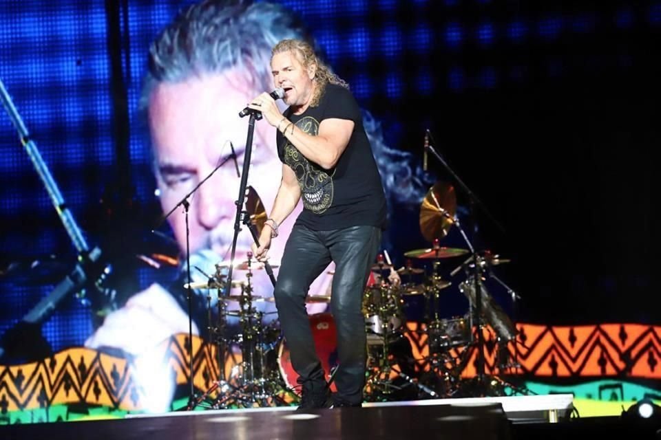 Fher Olvera, vocalista y líder de la banda de rock Maná