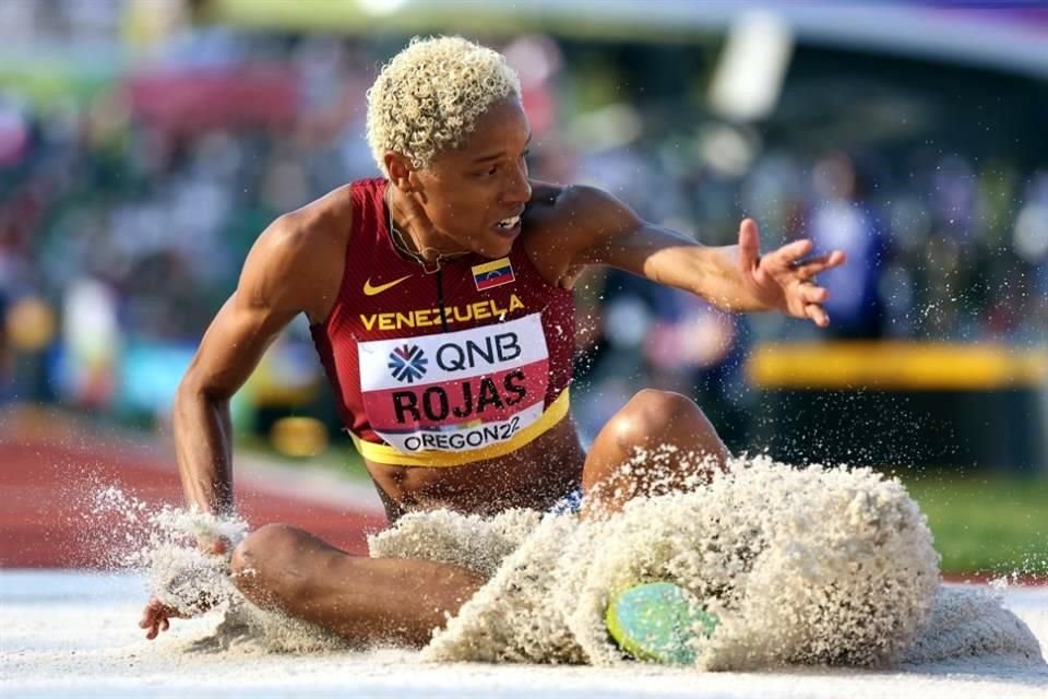 Yulimar Rojas, de Venezuela, hizo valer su condición de favorita al llevarse el oro en salto triple en el Mundial de Atletismo.
