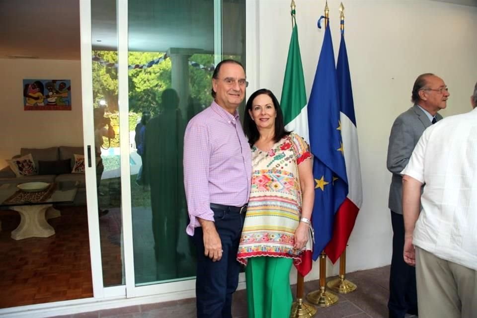 Jorge García Segovia y Claudia Morales de García