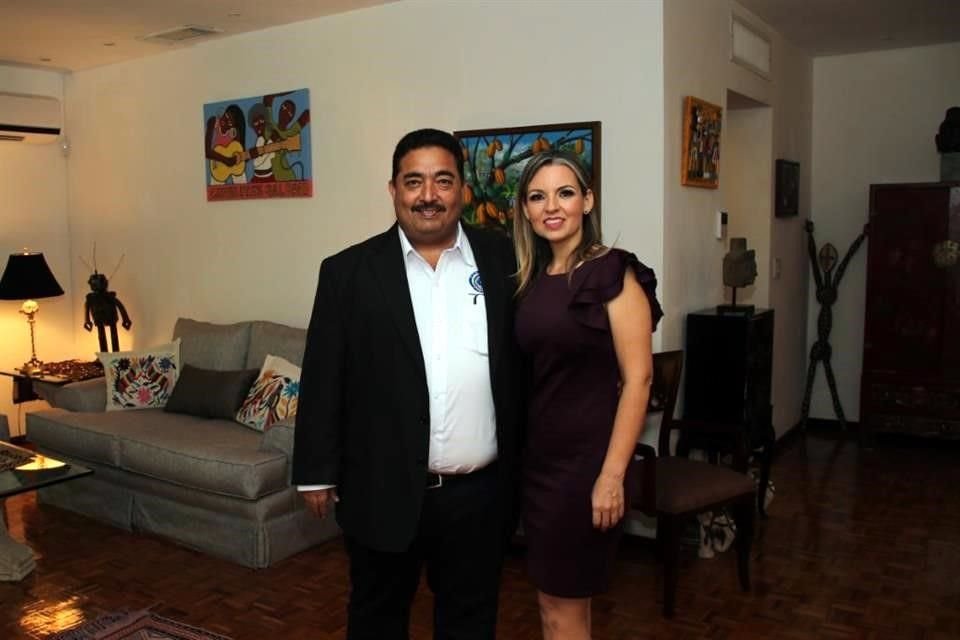 Cosme Leal y Norma Garza