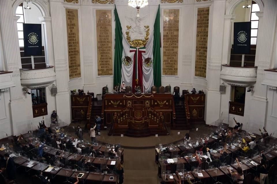 Con la suspensión de hoy, es la segunda ocasión en menos de un mes en que las fuerzas políticas no logran acordar la celebración de la sesión ordinaria en el Congreso. 