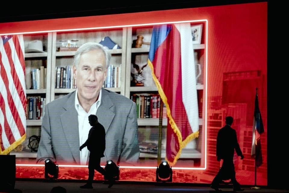 Greg Abbott, en la convención anual de la Asociación Nacional del Rifle.