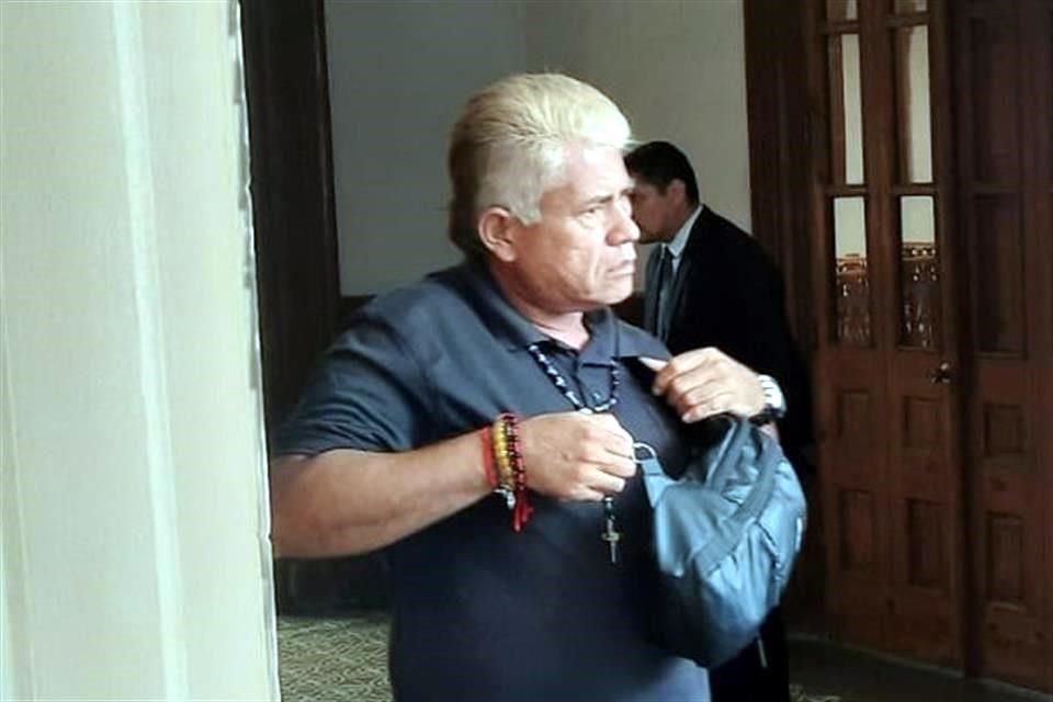 Gerardo Martínez, padre de Yolanda, sostuvo ayer una reunión con autoridades en el Palacio de Gobierno.