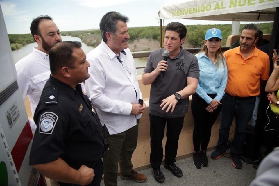 El Gobernador Samuel García anunció el reforzamiento de la seguridad en la zona de Colombia, en Anáhuac.