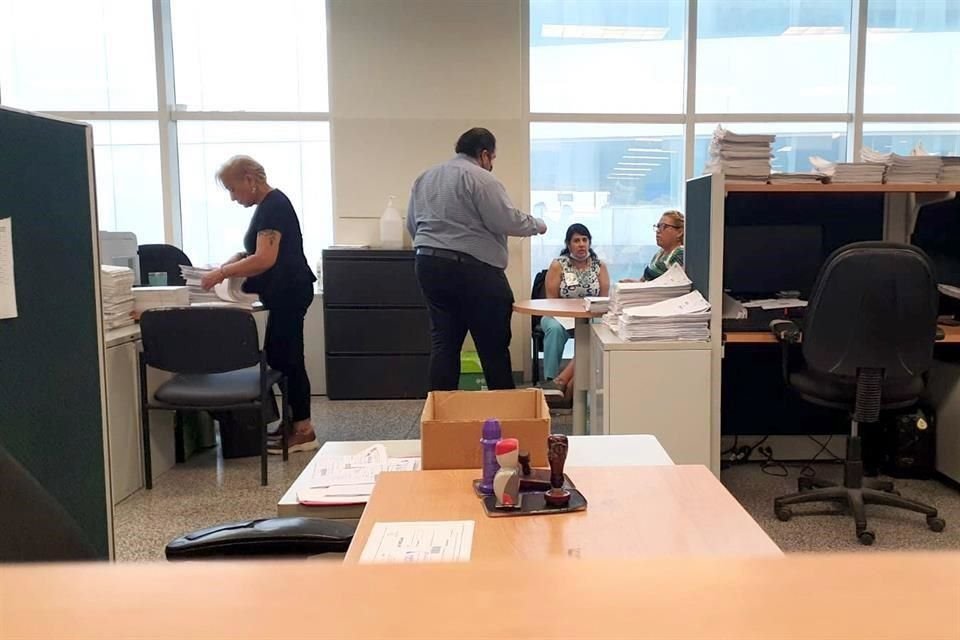 Nueva falla en el Registro Público, ahora en servicio de 'visores', impide revisar títulos de propiedad, obligando a pagar por copias.