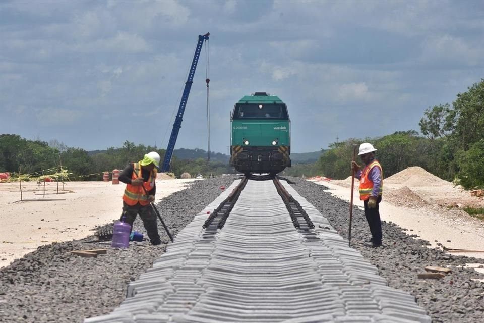 Sectur, encargada del Tren Maya, y Sener, a cargo de Dos Bocas, reportaron incrementos en su gasto de 270.8 por ciento y 79.3 por ciento.