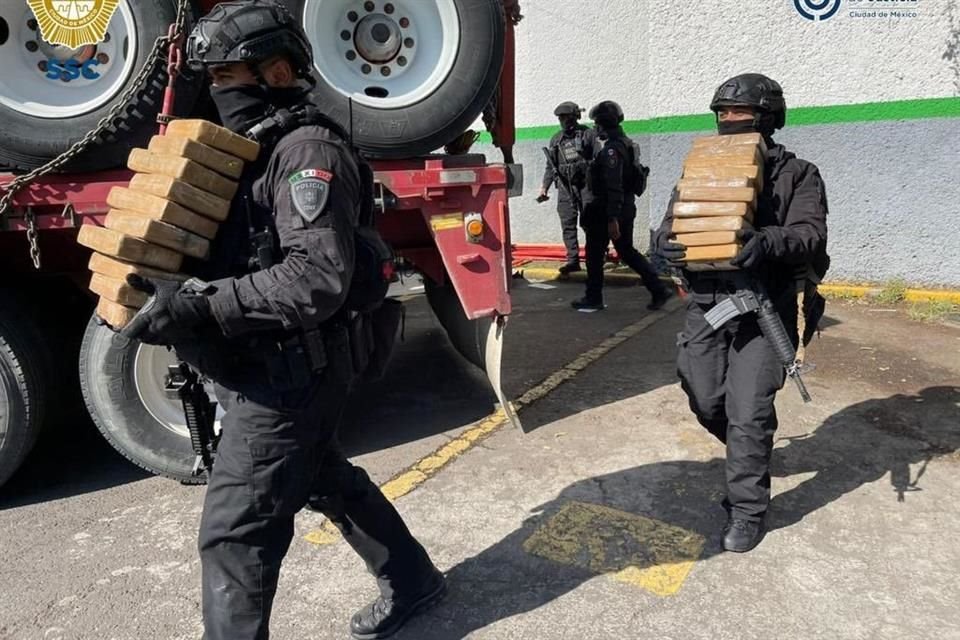 Tonelada y media de cocaína que era trasladada a Tepito fue hallada en espacios ocultos de tractocamiones en CDMX; valor sería de 400 mdp.