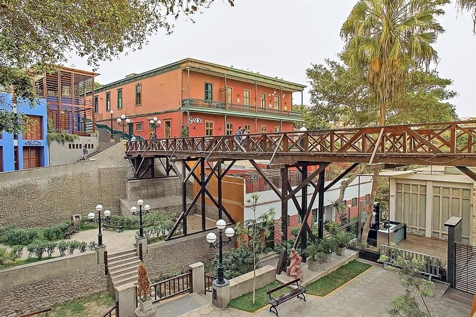 Puente de los Suspiros.